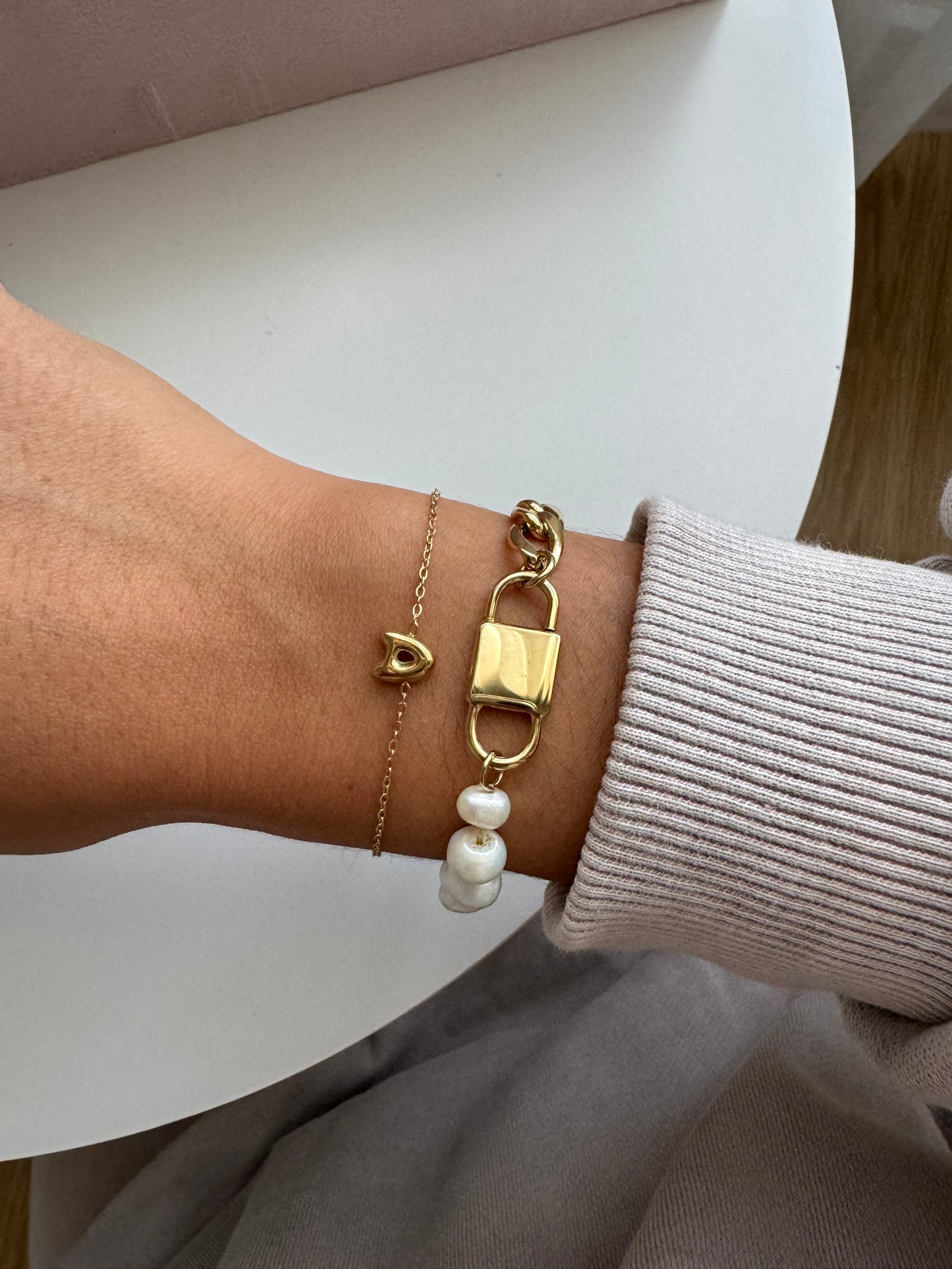 Pulsera inicial bubless