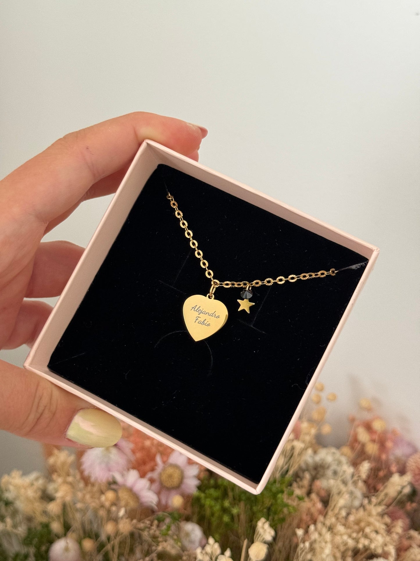 Collar Olivia corazón estrella