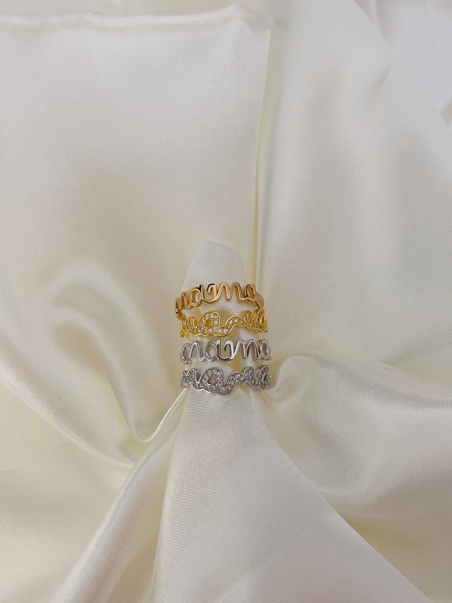 Anillo MAMÁ circonitas plata