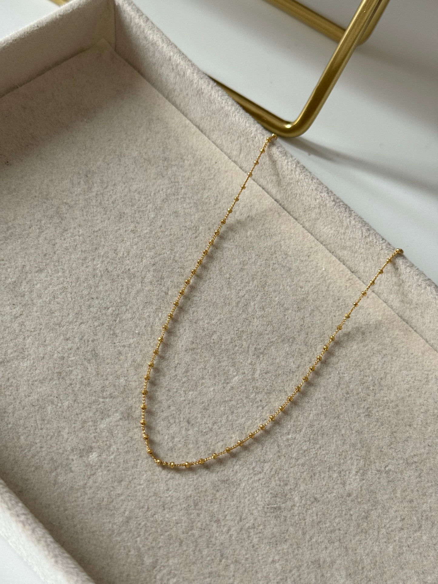 Collar bolas diamantadas