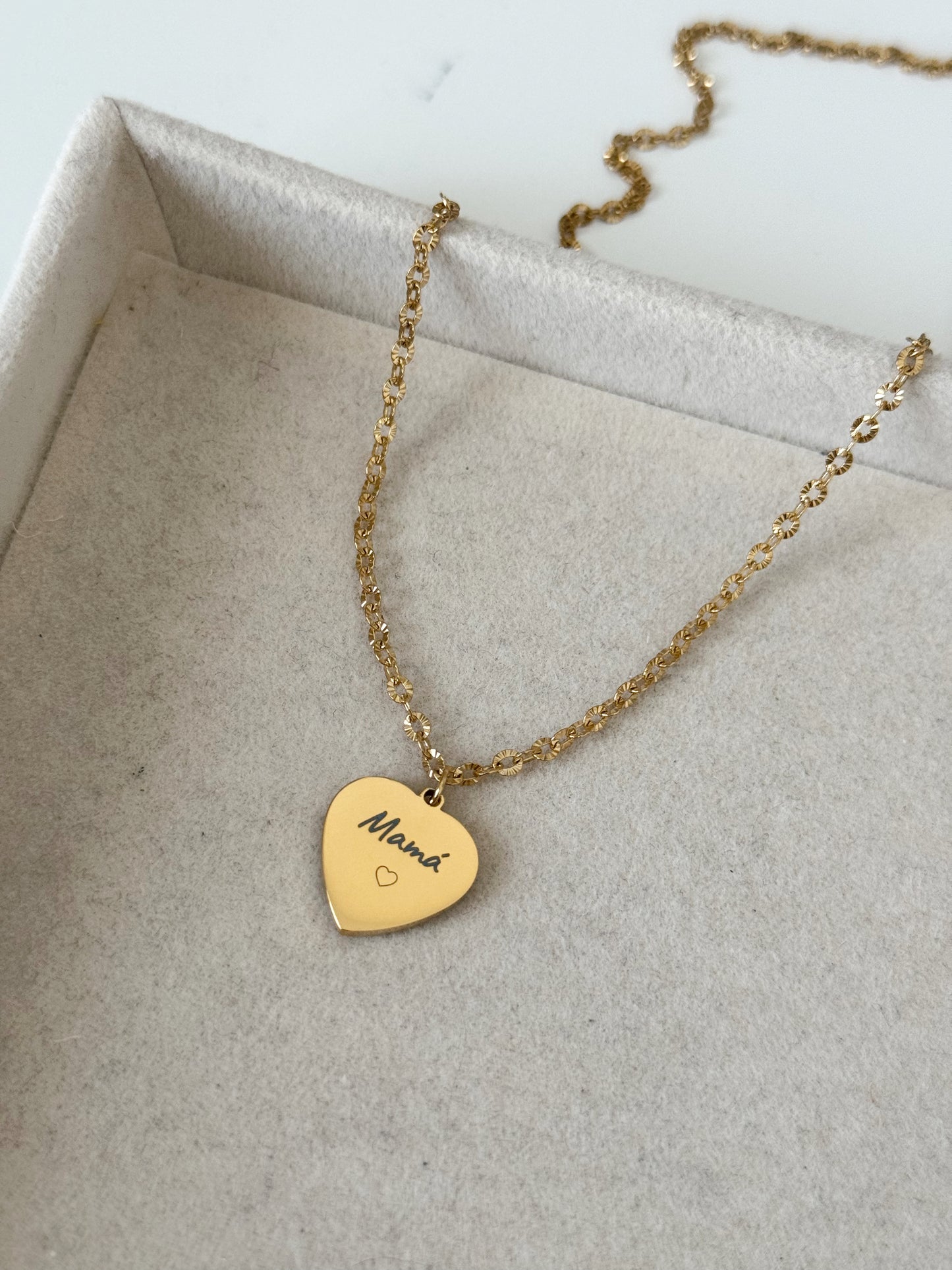 Collar Olivia Corazón