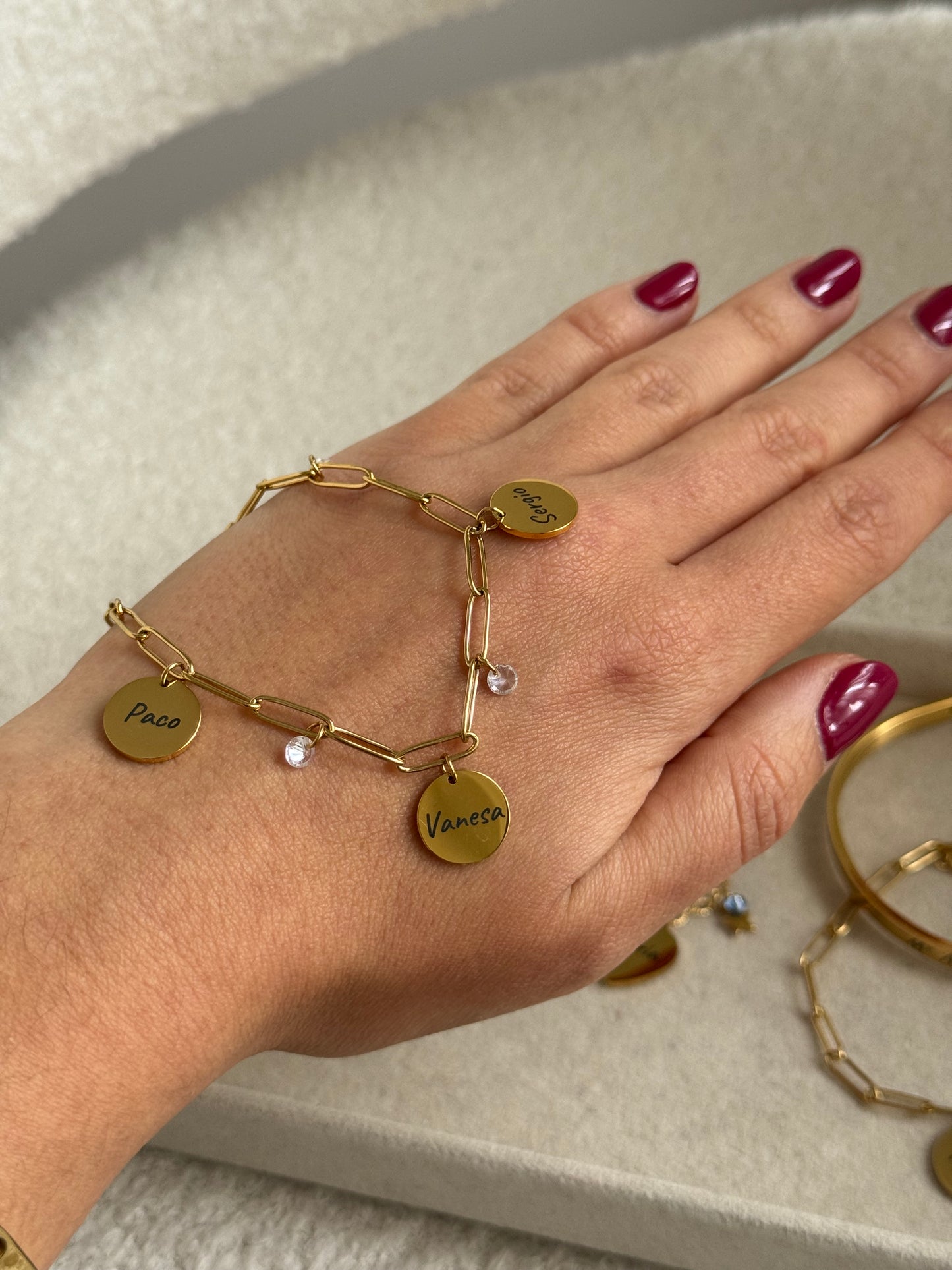 Pulsera tres medallas