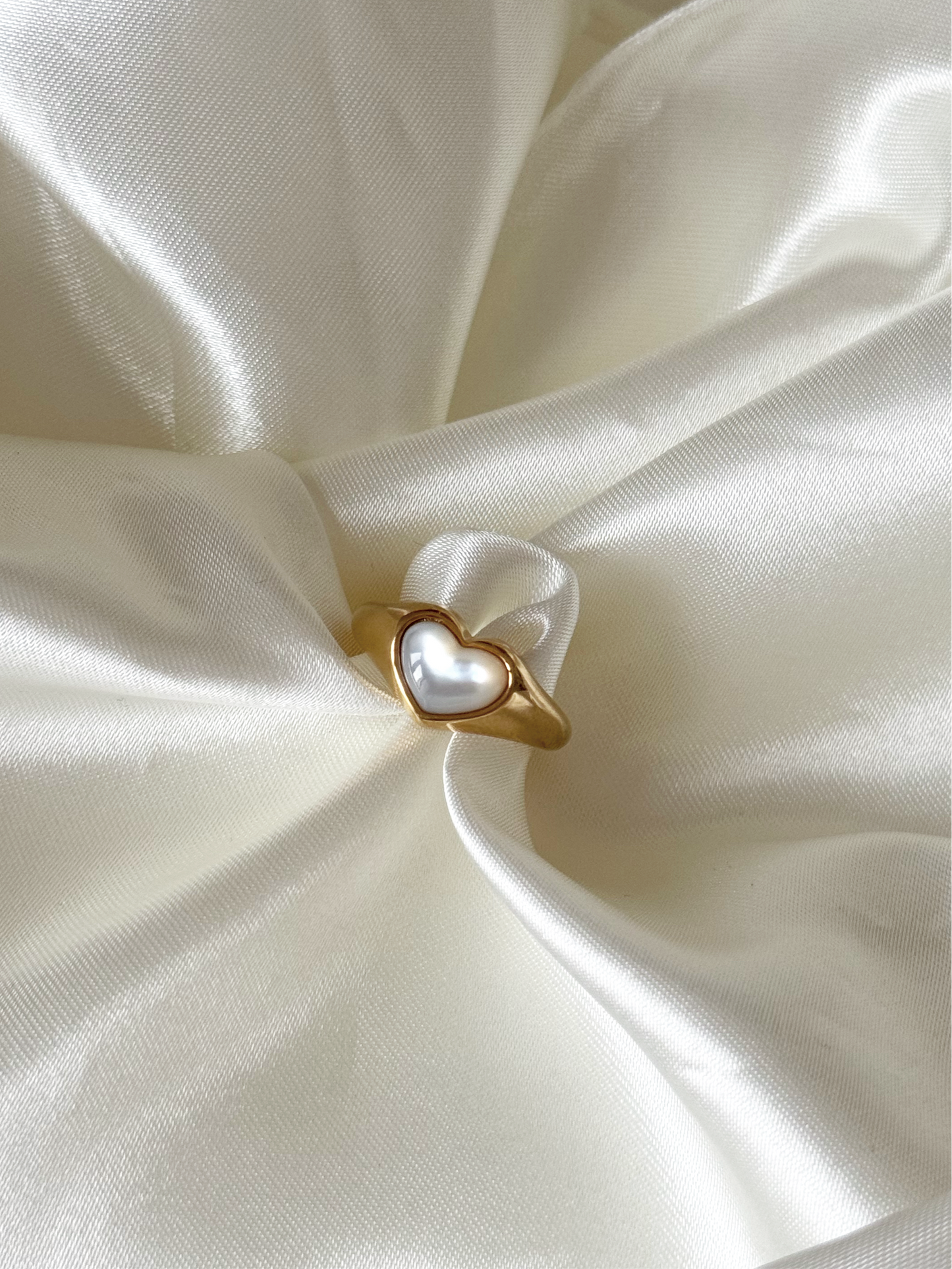 Anillo Corazón Nácar
