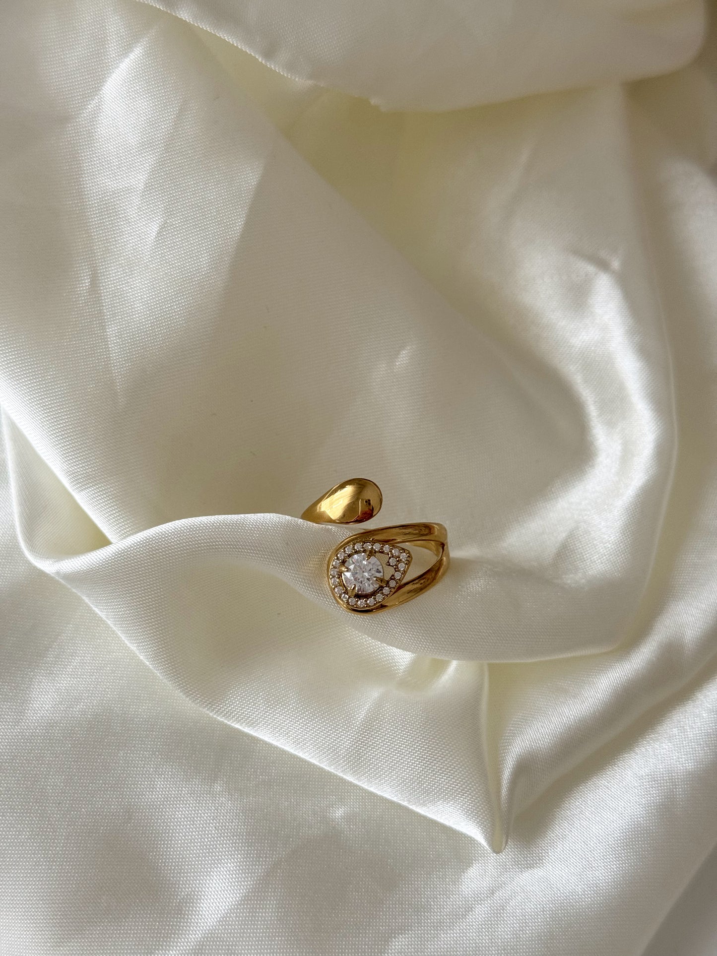 Anillo Bella