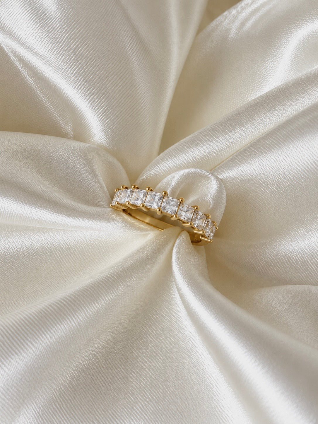 Anillo Fabiola
