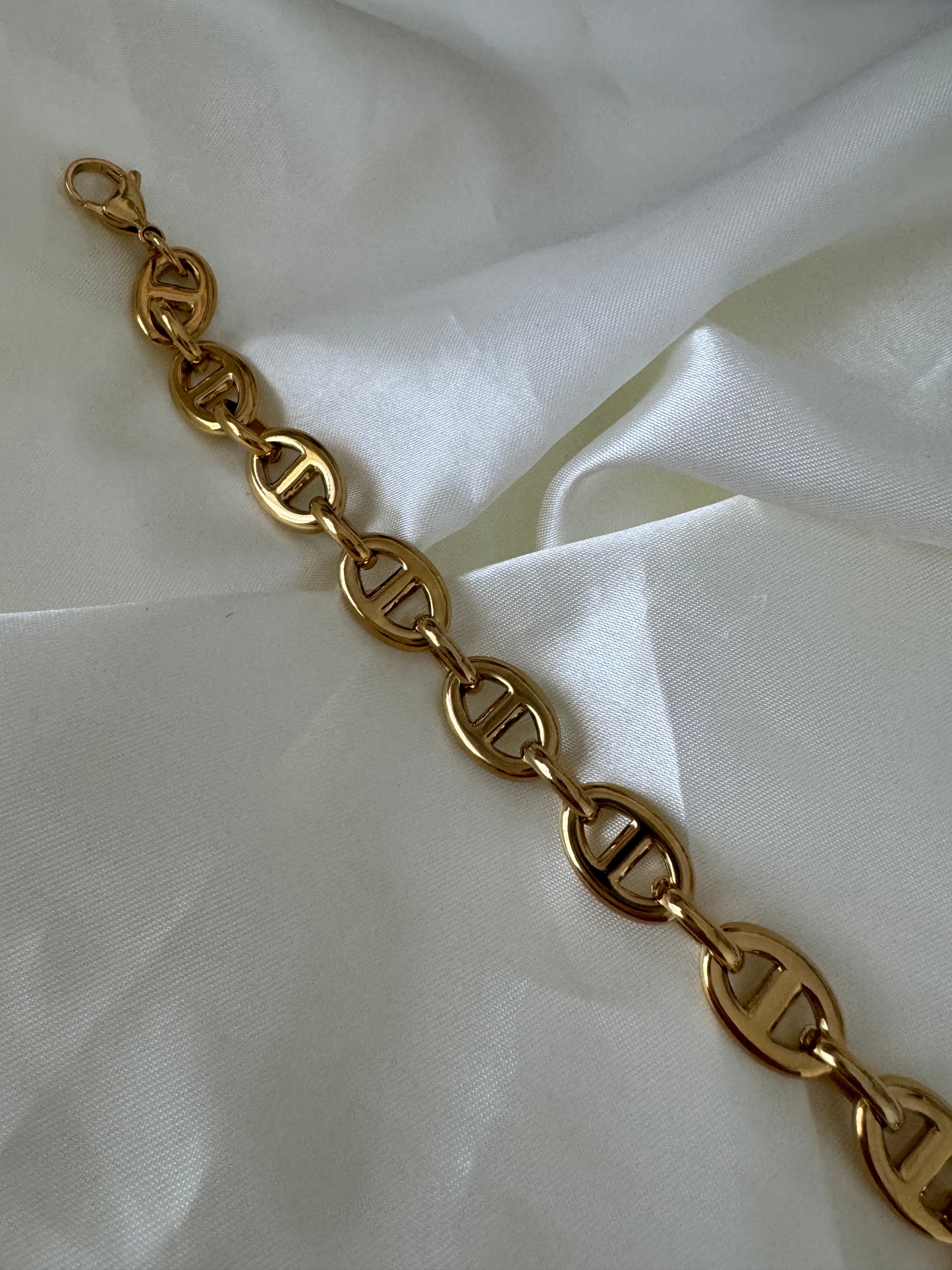 Pulsera Hungría