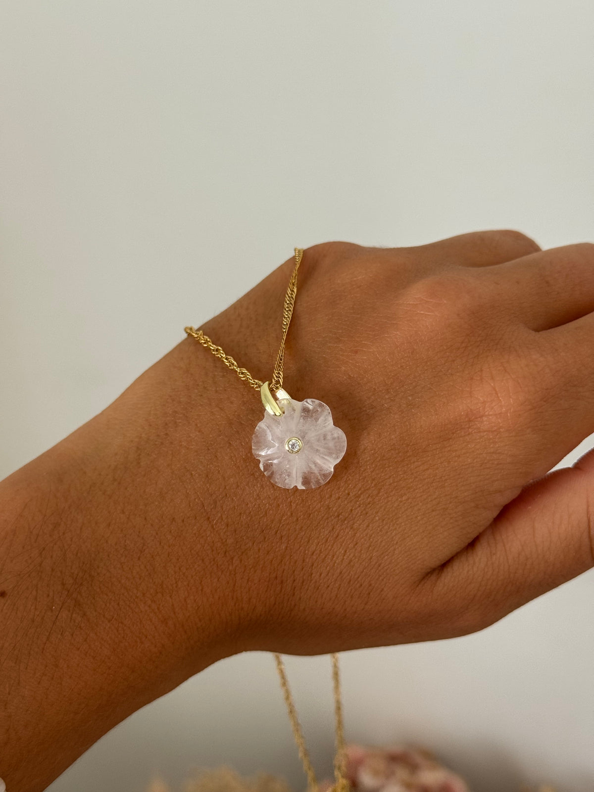 Collar Flor mineral
