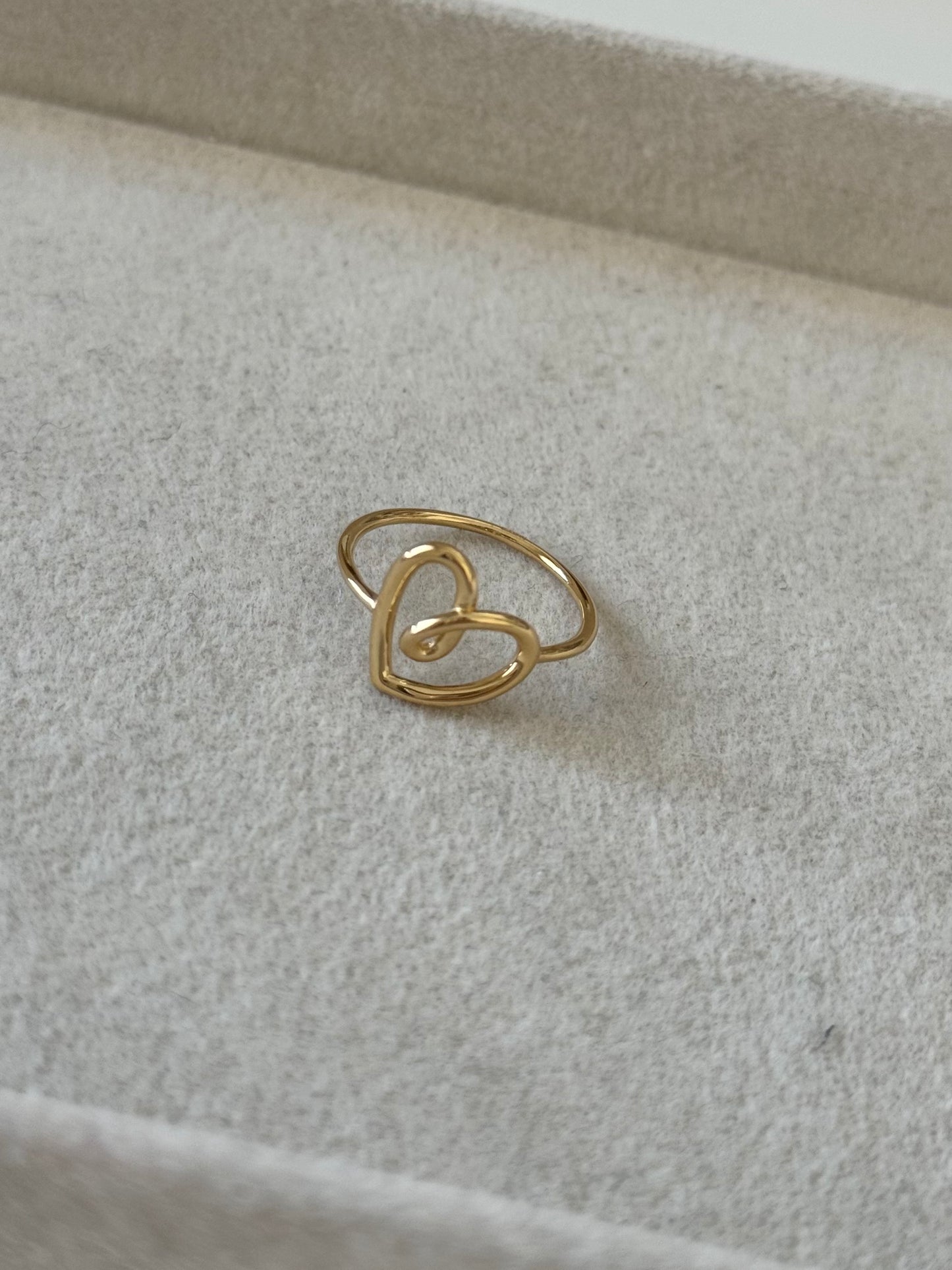 Anillo Cuore gold