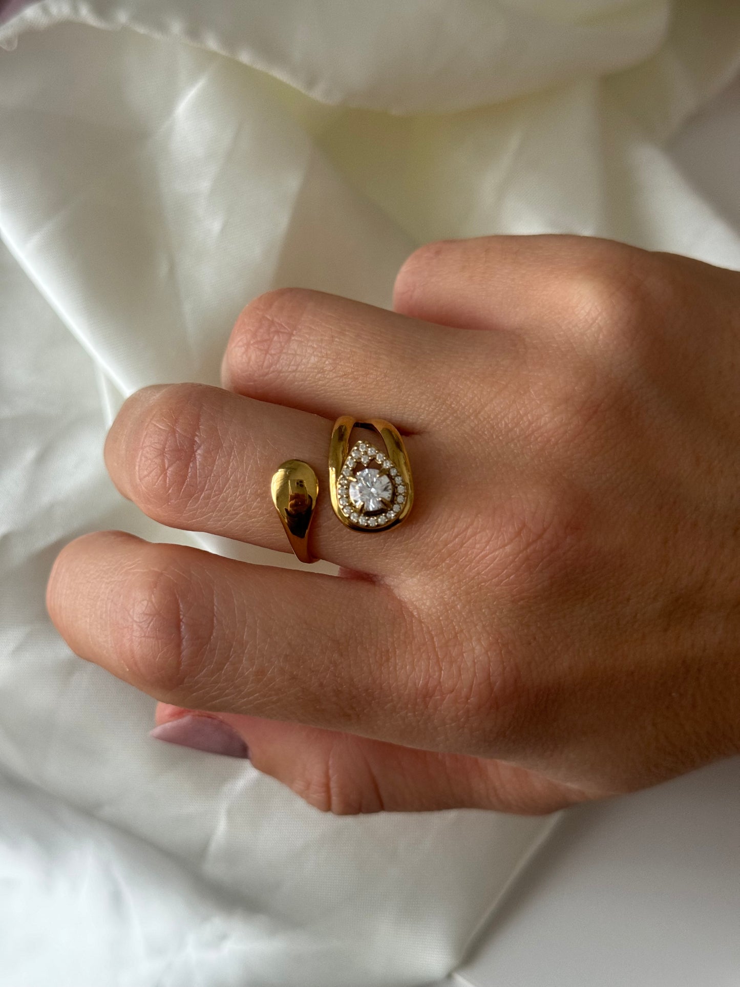 Anillo Bella