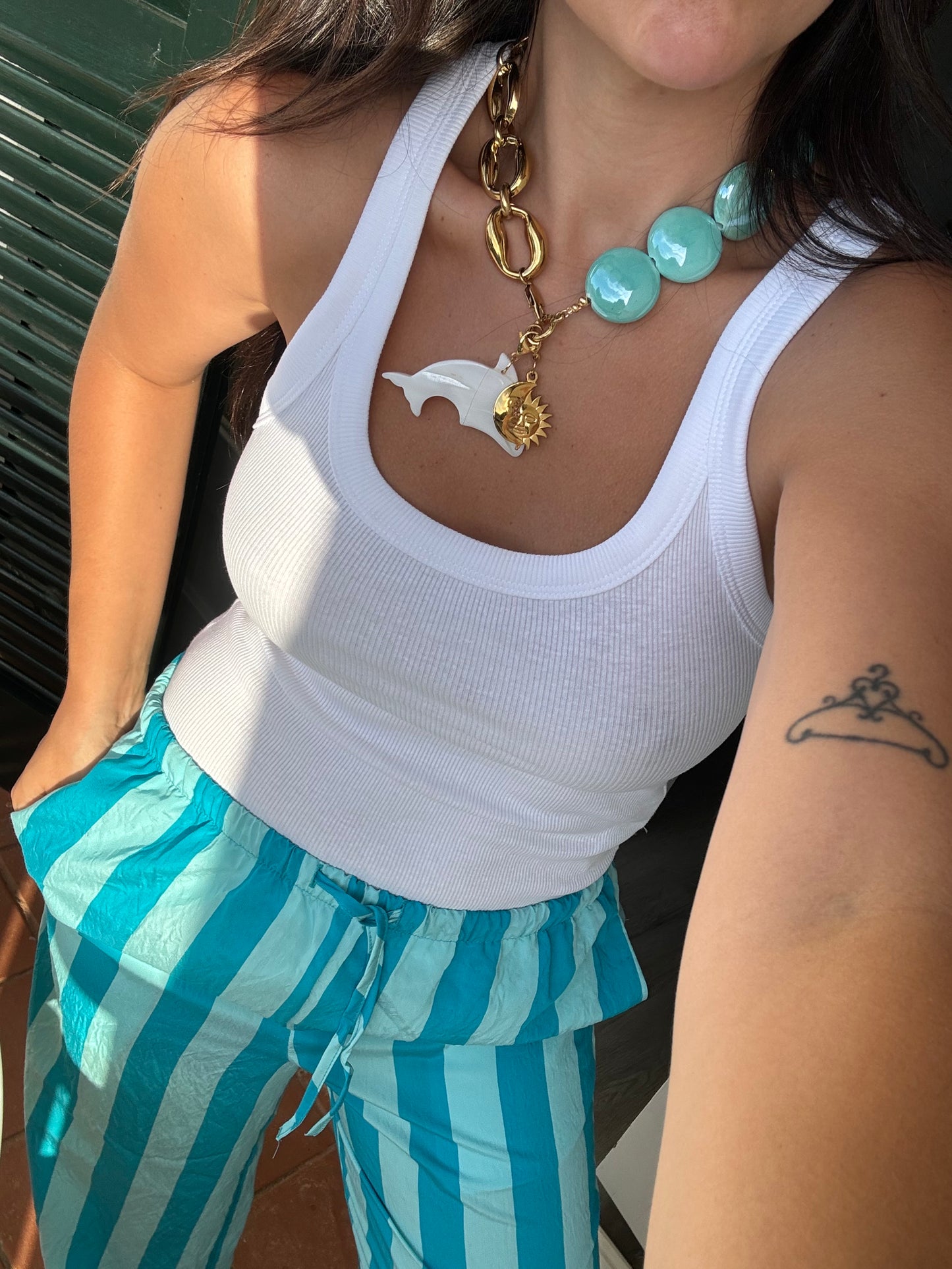 Collar tropical